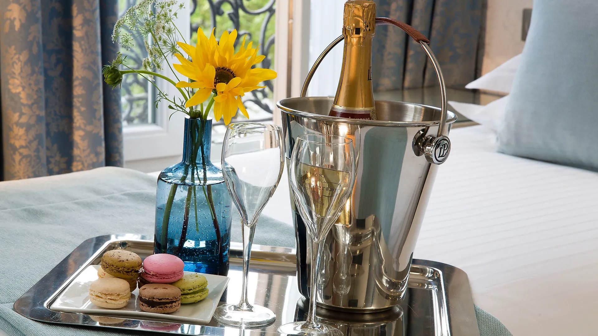 Plaza Elysees 4* Paris